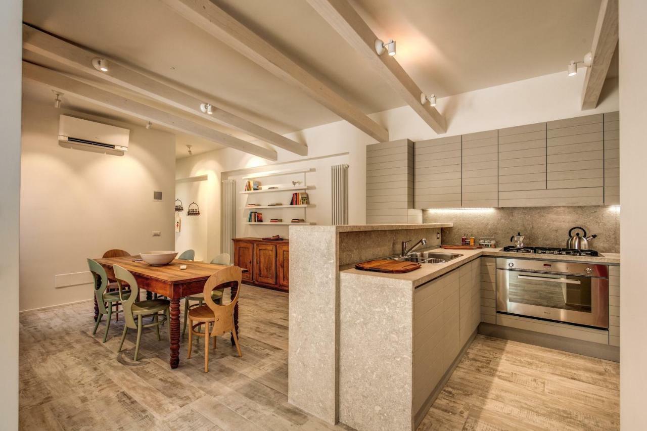 Luxuary Terrace Trastevere โรม ภายนอก รูปภาพ